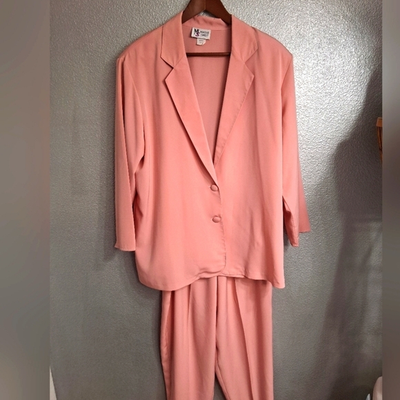 Vintage Maggie Sweet Pink 3 Piece Outfit.  Jacket, Slacks & Floral Blouse - Picture 1 of 9